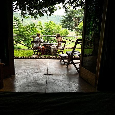 Akagera Transit Lodge Exterior photo