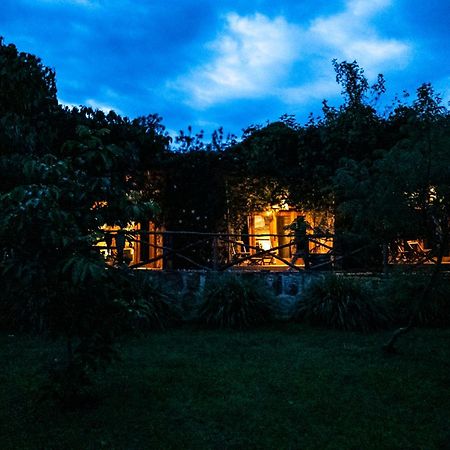 Akagera Transit Lodge Exterior photo