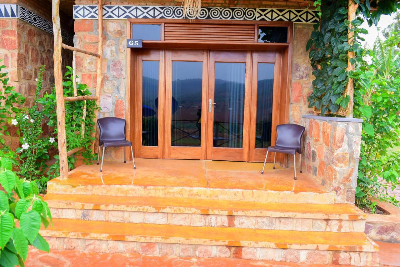 Akagera Transit Lodge Exterior photo