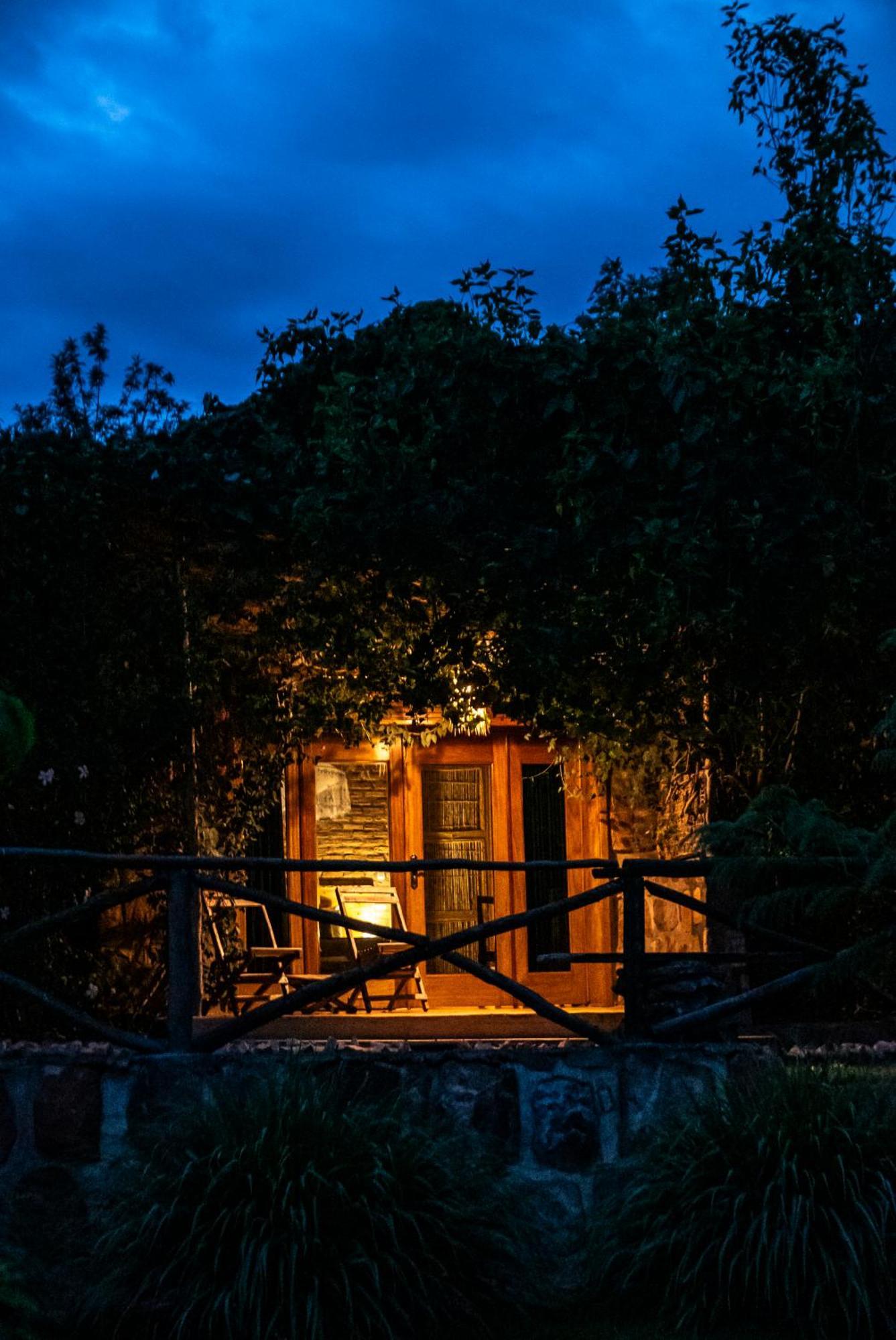 Akagera Transit Lodge Exterior photo