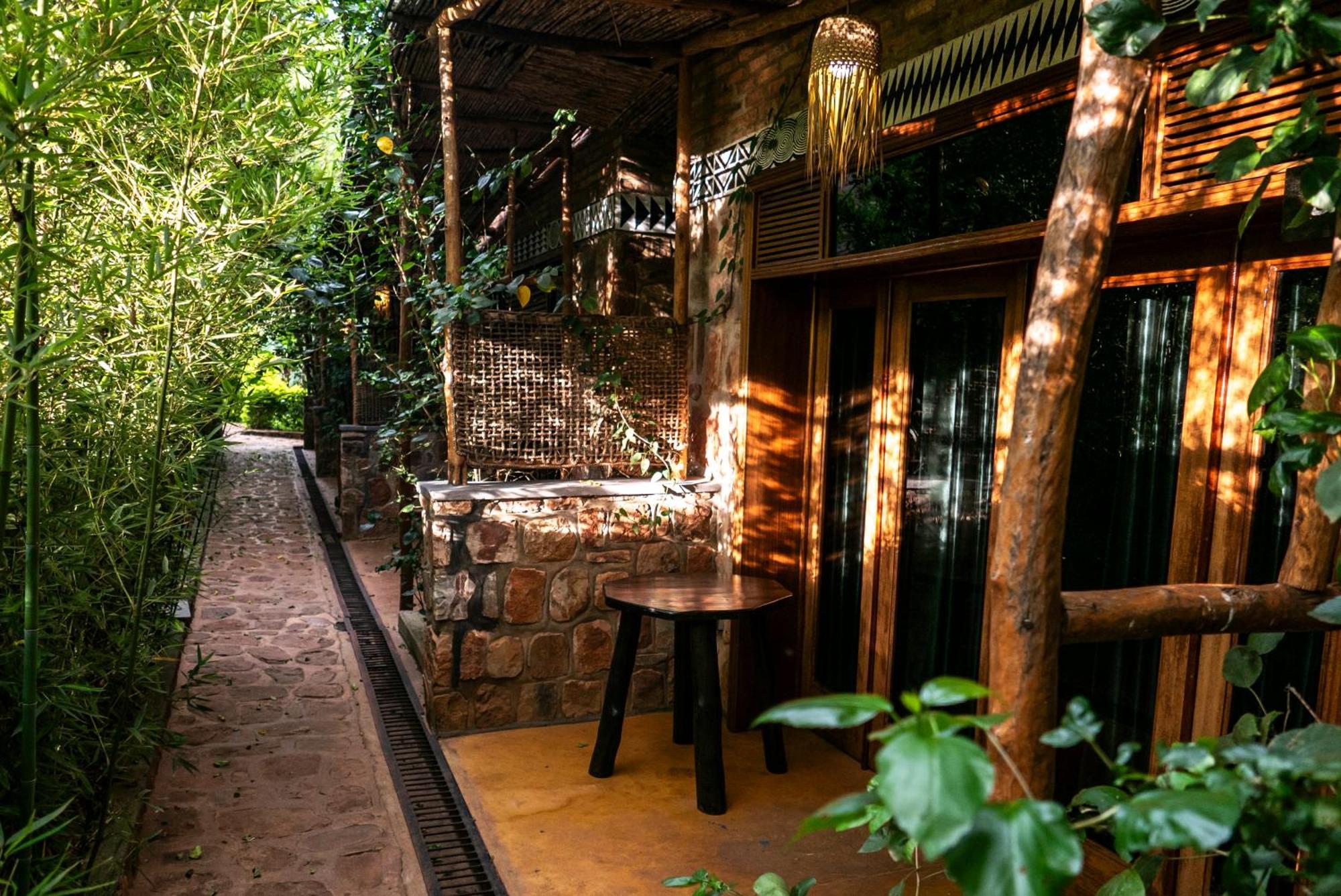 Akagera Transit Lodge Exterior photo