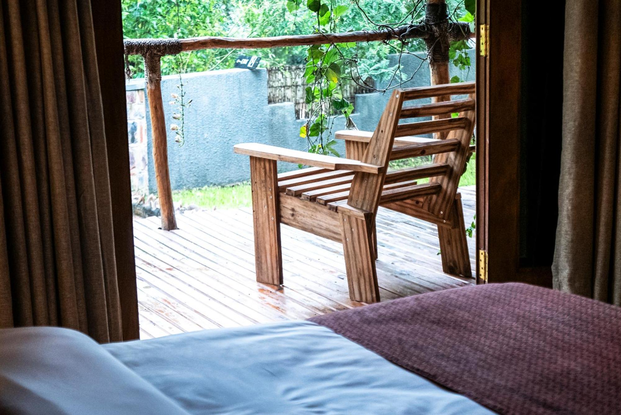 Akagera Transit Lodge Exterior photo